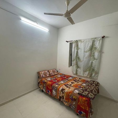 Shree Sadguru Krupa Yatri Niwas Villa Kolhapur Exteriör bild