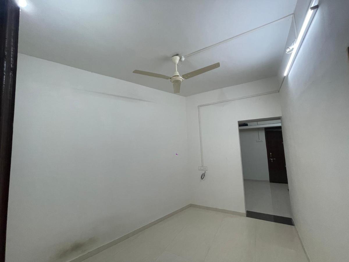 Shree Sadguru Krupa Yatri Niwas Villa Kolhapur Exteriör bild