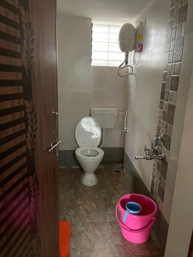 Shree Sadguru Krupa Yatri Niwas Villa Kolhapur Exteriör bild