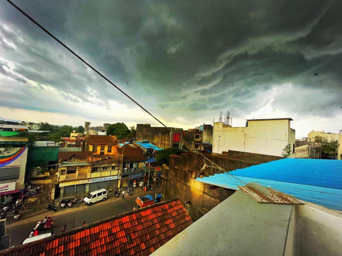 Shree Sadguru Krupa Yatri Niwas Villa Kolhapur Exteriör bild